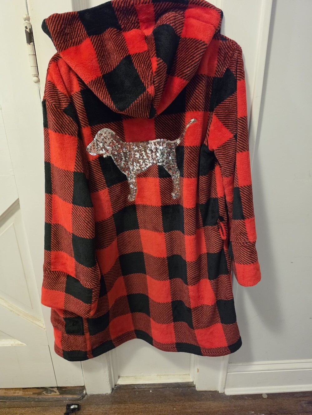 PINK Victoria's Secret Red & Black Plaid Hooded Robe - Picture 2 of 6